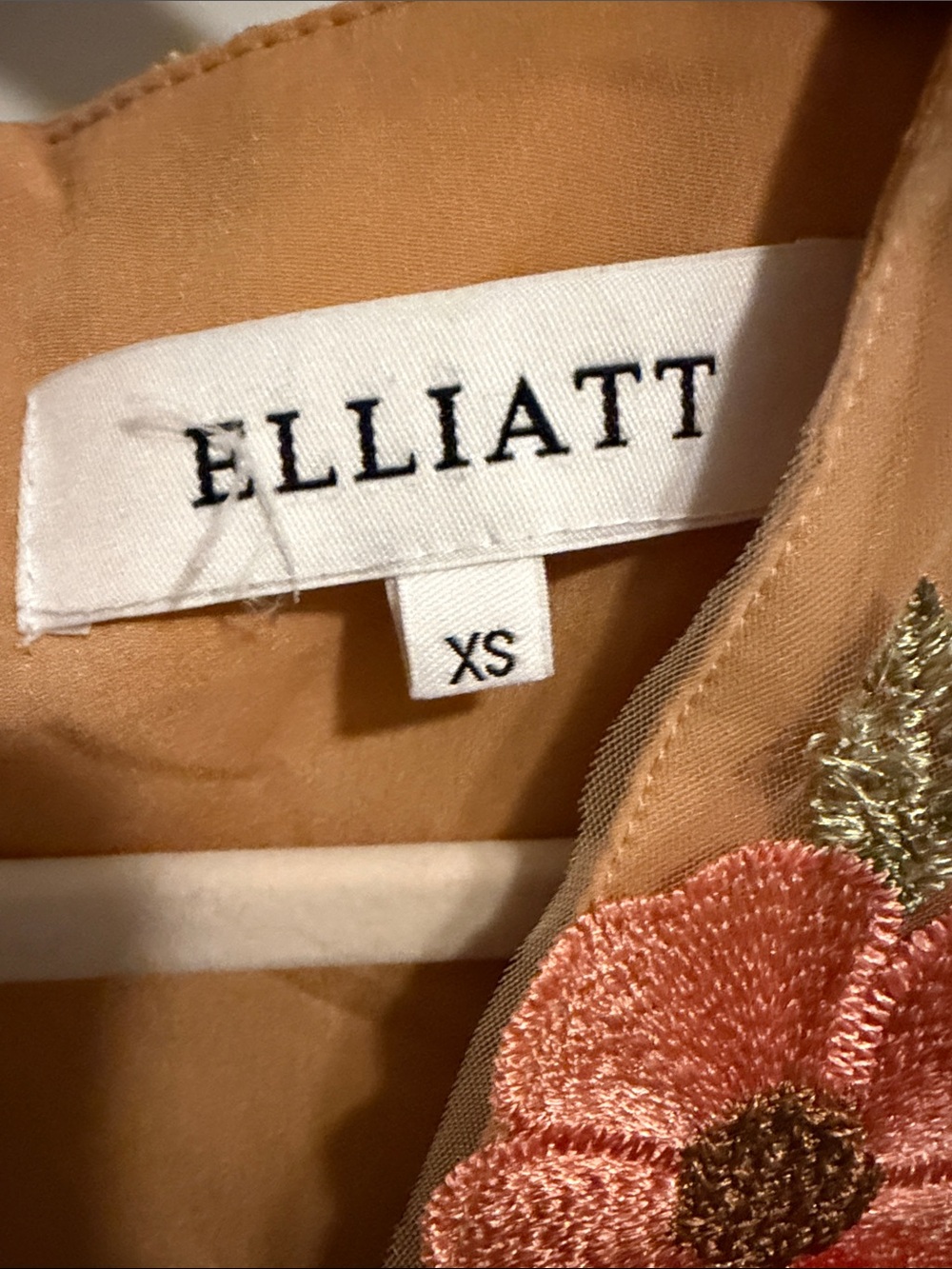 Elliat Dress - Picture 4 of 4